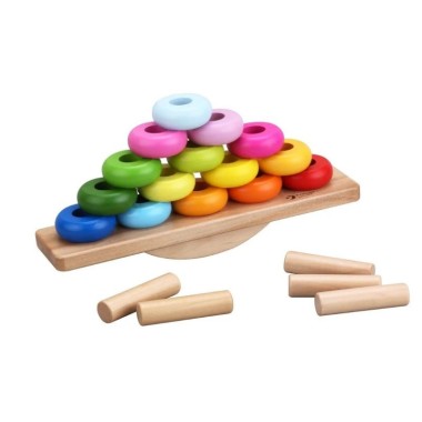 Juego de apilar y equilibrio