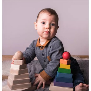 Stackable wooden tower. Montessori Rainbow